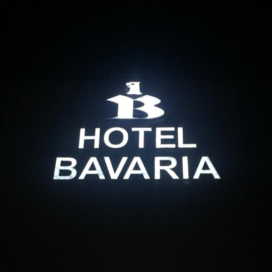 Hotel Bavaria Пристина Екстериор снимка